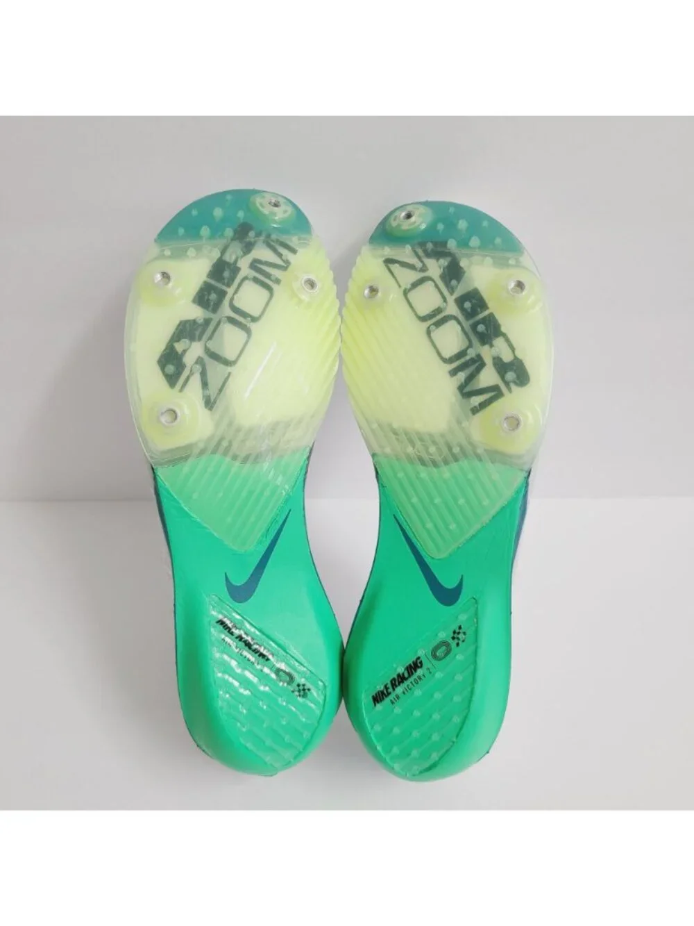 NEW Nike ZoomX Victory 2 Track & Field Shoes NO SPIKES FD8411-100 Size 8.5 White